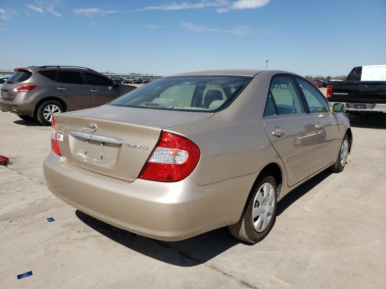 Photo 4 from auction – 2003 TOYOTA CAMRY LE with VIN 4T1BE32K83U140610