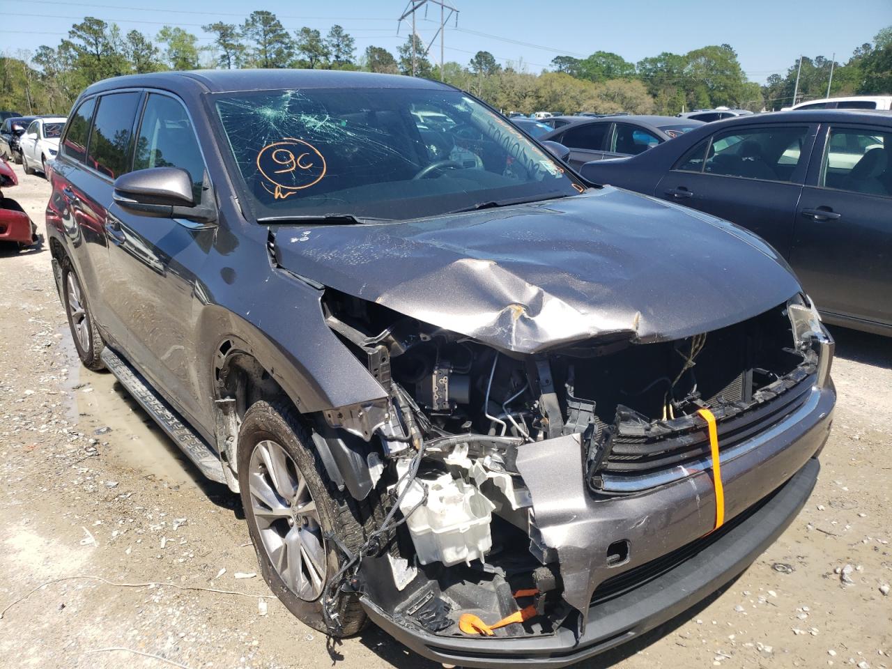TOYOTA HIGHLANDER 2014 with VIN 5TDZKRFH5ES025130 - Photo from auction