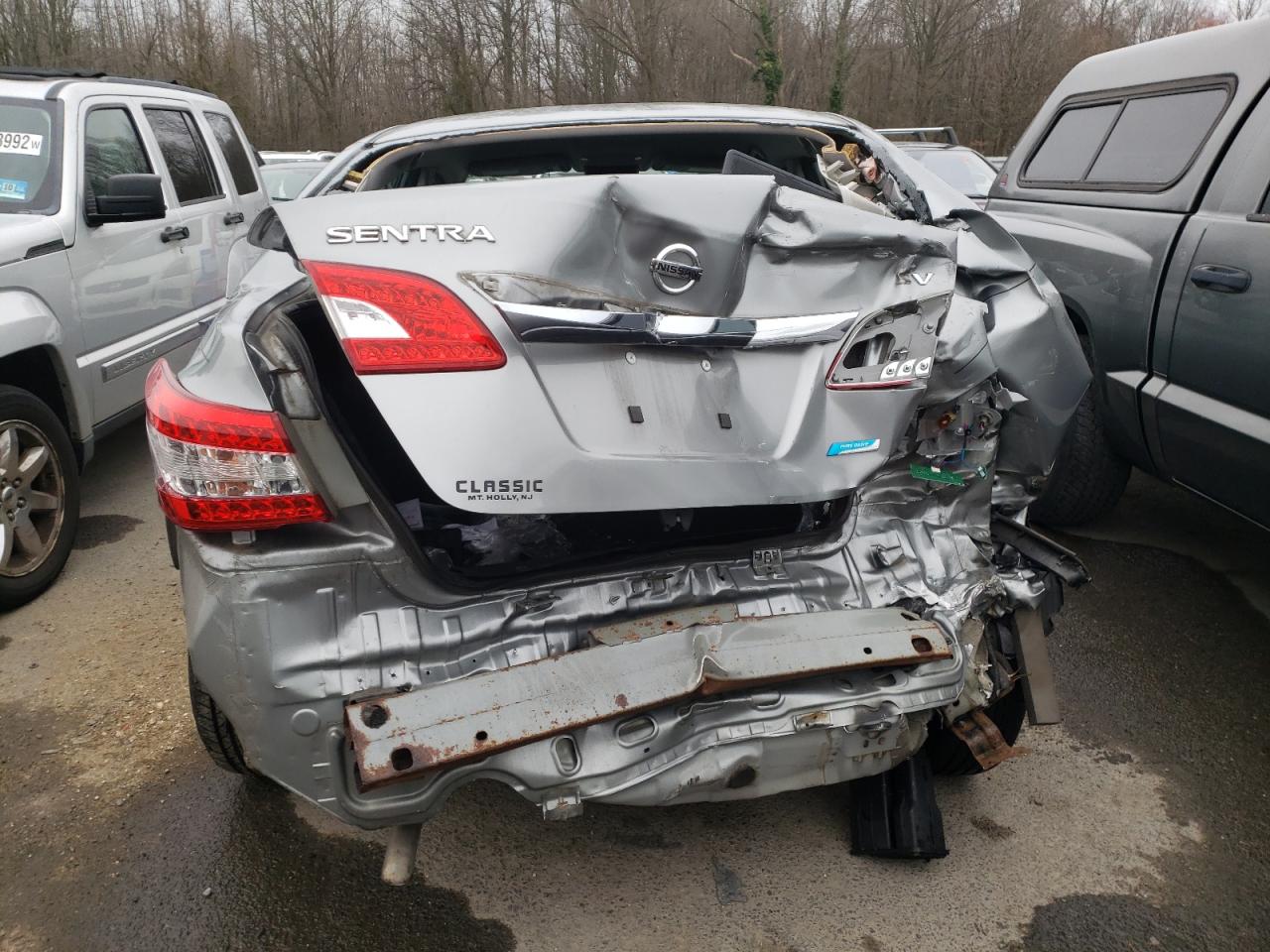 Photo 9 from auction – 2014 NISSAN SENTRA S with VIN 3N1AB7AP3EY243448