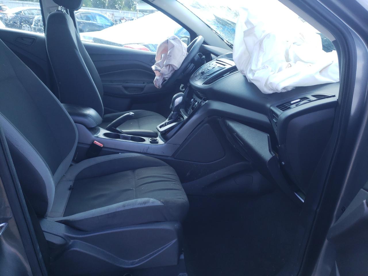 Photo 5 from auction – 2014 FORD ESCAPE S with VIN 1FMCU0F78EUC16194
