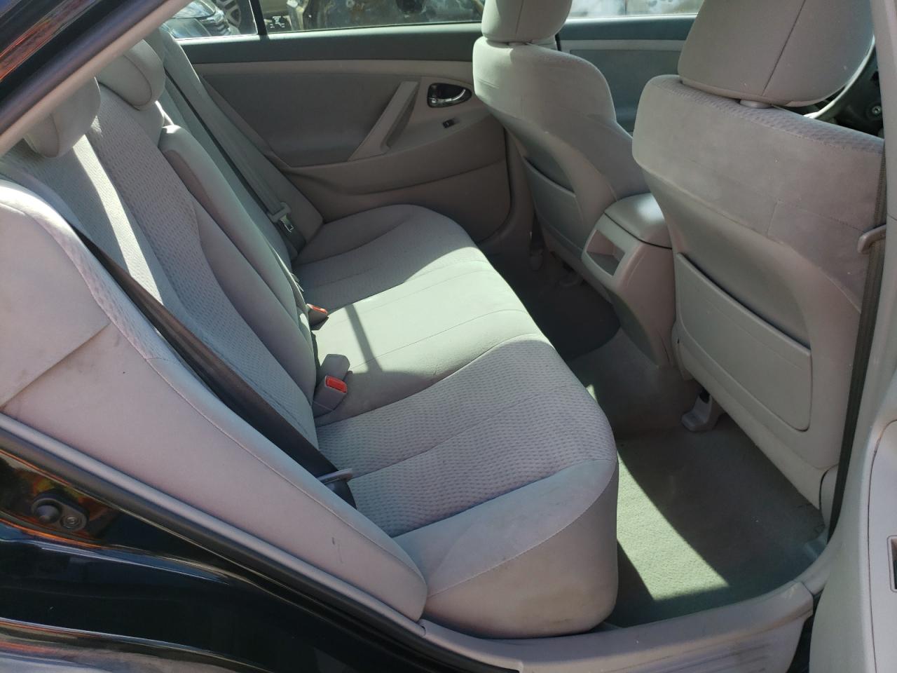Photo 6 from auction – 2011 TOYOTA CAMRY BASE with VIN 4T4BF3EK1BR207111
