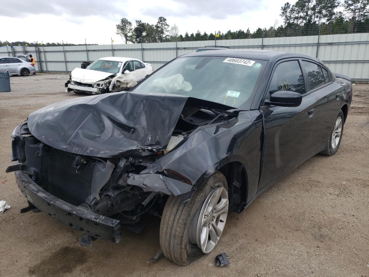 Photo 2 from auction – 2019 DODGE CHARGER SX with VIN 2C3CDXBG9KH522469