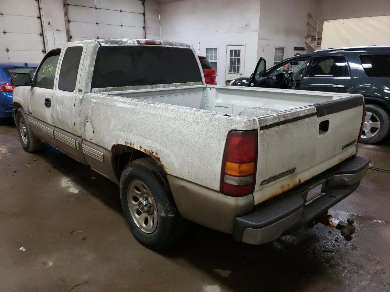Photo 3 from auction – 2002 CHEVROLET SILVRDO LT with VIN 2GCEC19T521128578