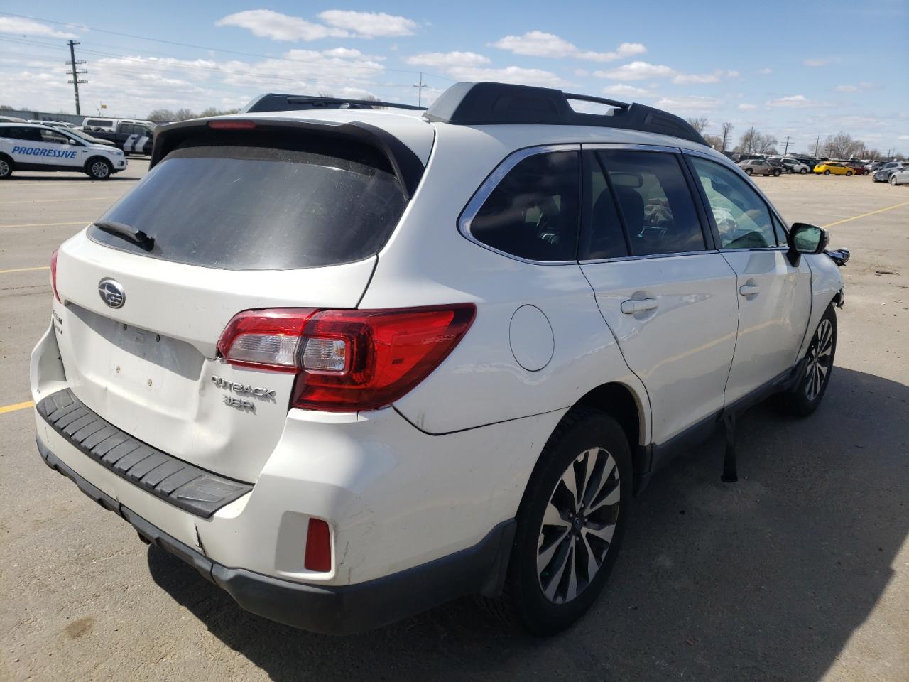 Photo 4 from auction – 2015 SUBARU OUTBACK 3. with VIN 4S4BSENCXF3343873