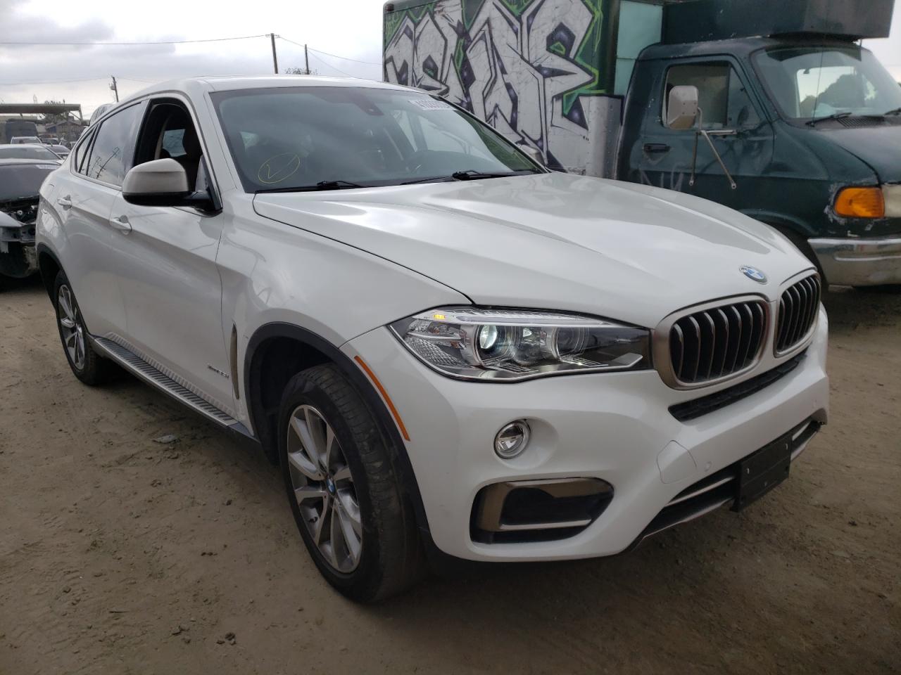 BMW X6 XDRIVE3 2015 with VIN 5UXKU2C56F0F95172 - Photo from auction