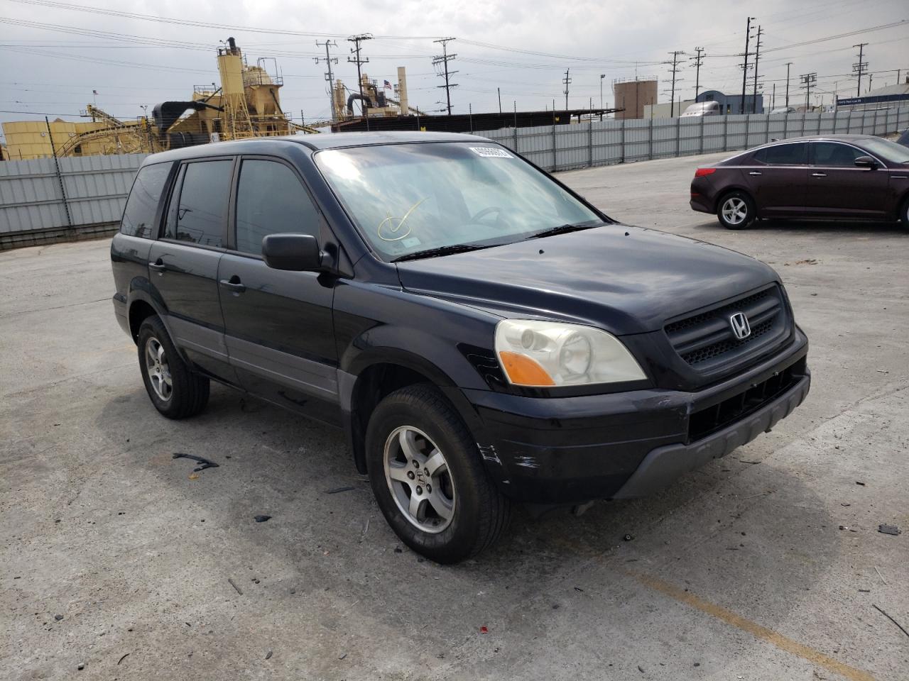 HONDA PILOT LX 2005 with VIN 2HKYF18125H533157 - Photo from auction