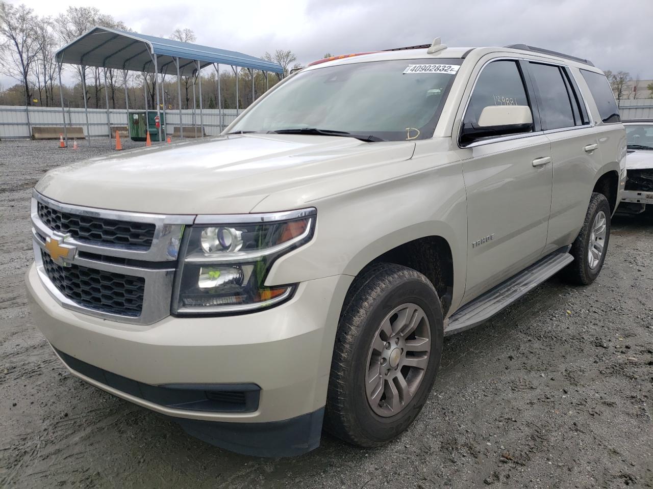Photo 2 from auction – 2015 CHEVROLET TAHOE C150 with VIN 1GNSCBKC3FR509210