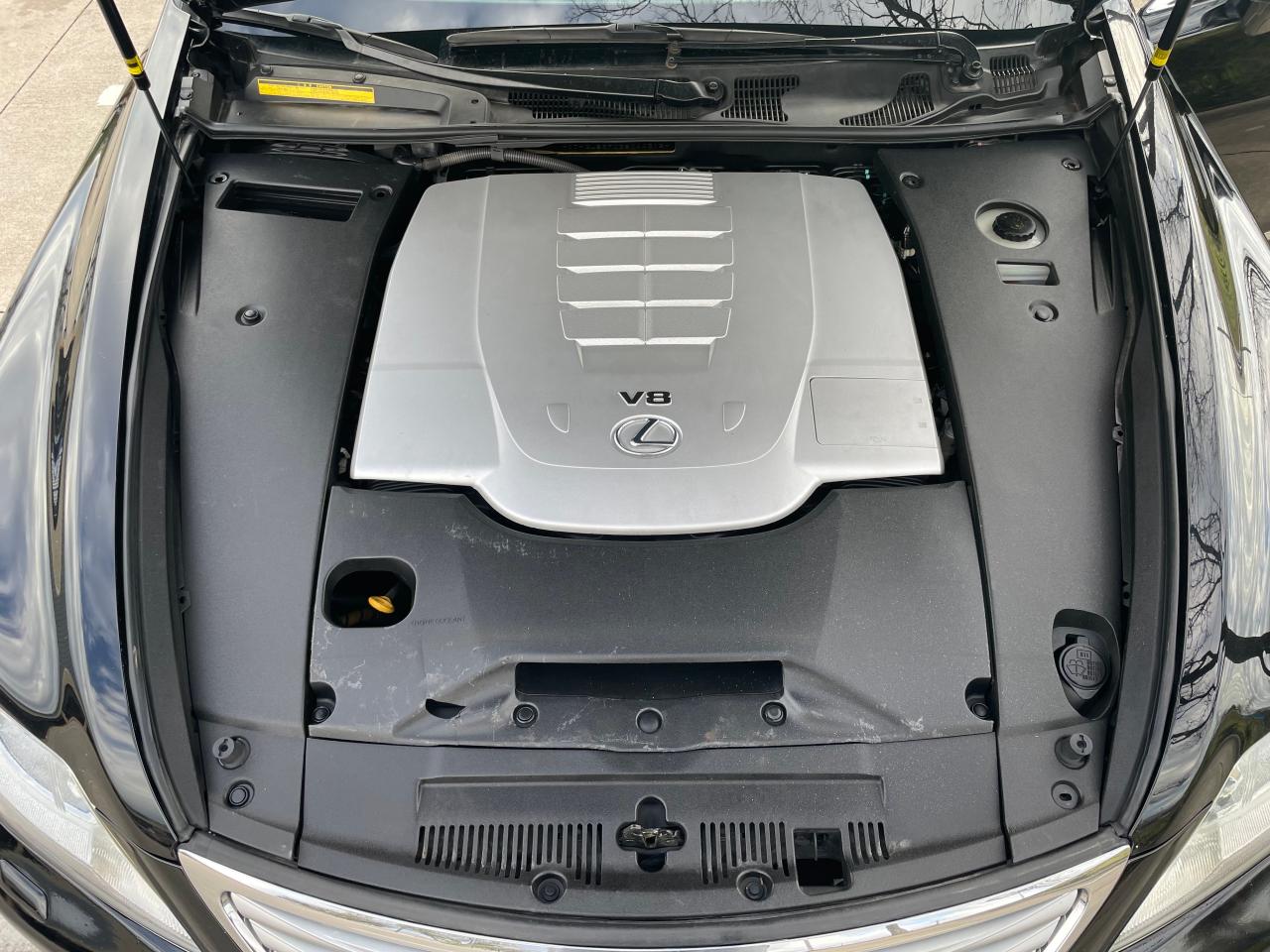 Photo 7 from auction – 2011 LEXUS LS 460L with VIN JTHGL5EF0B5044312