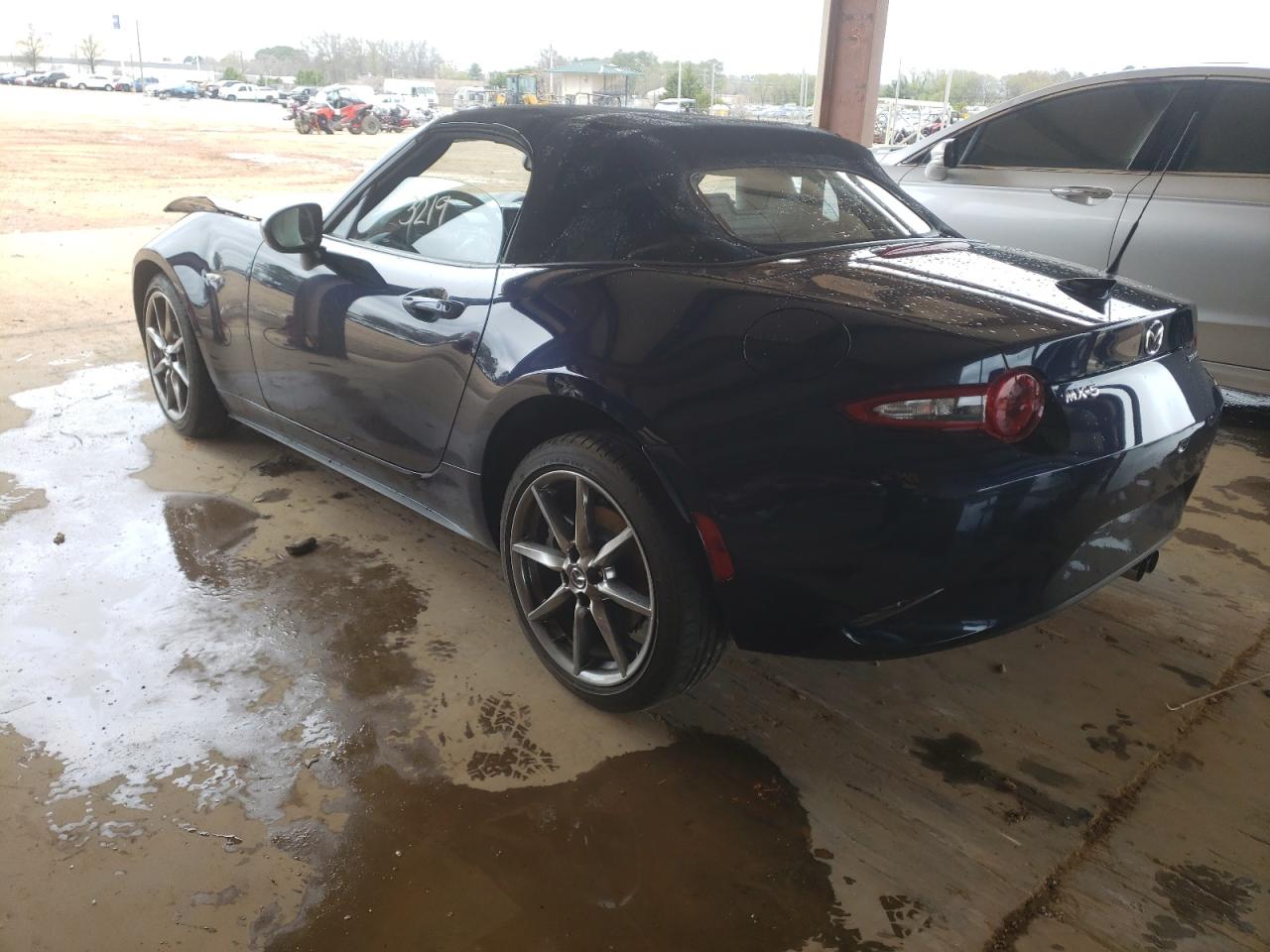 Photo 3 from auction – 2021 MAZDA MX-5 MIATA with VIN JM1NDAD79M0459816