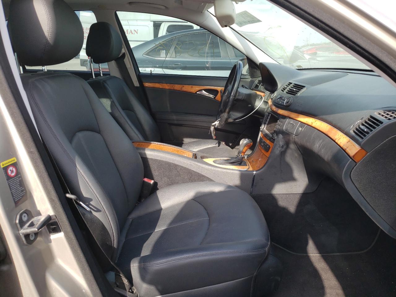 Photo 5 from auction – 2007 MERCEDES-BENZ E 350 4MAT with VIN WDBUF87X77B180303