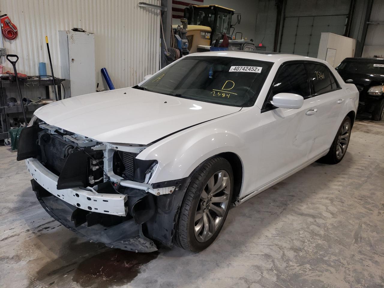 Photo 2 from auction – 2014 CHRYSLER 300 S with VIN 2C3CCABG4EH272384