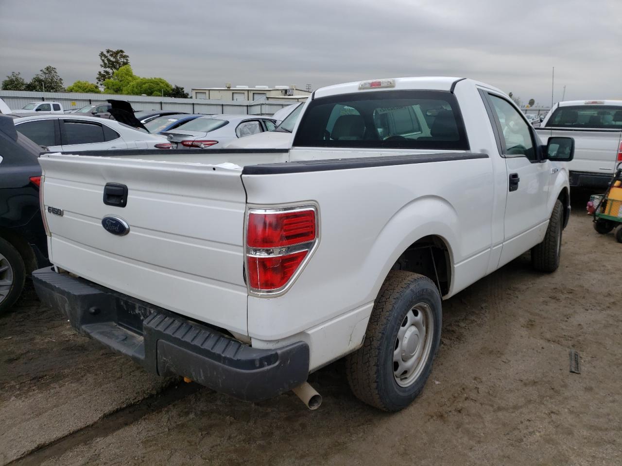 Photo 4 from auction – 2010 FORD F150 with VIN 1FTMF1CW7AFC57788