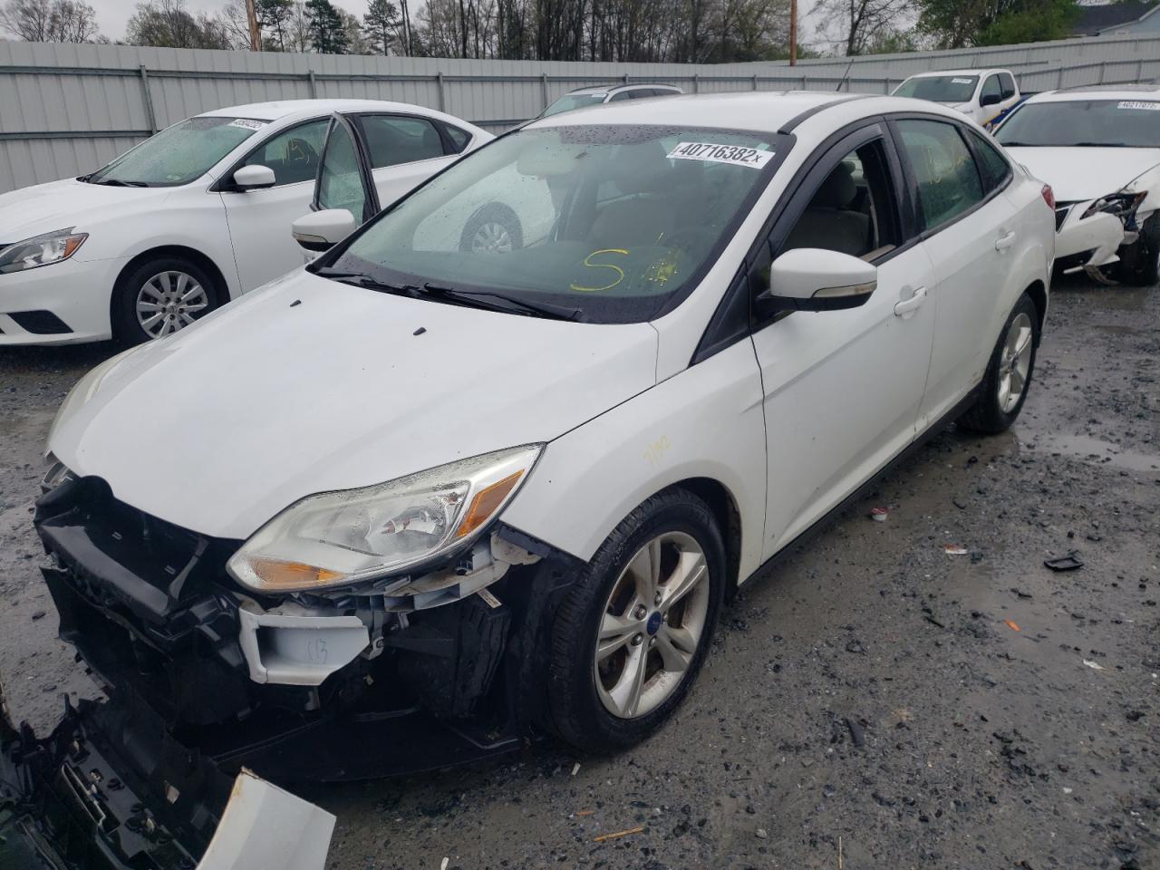 Photo 2 from auction – 2014 FORD FOCUS SE with VIN 1FADP3F21EL262743