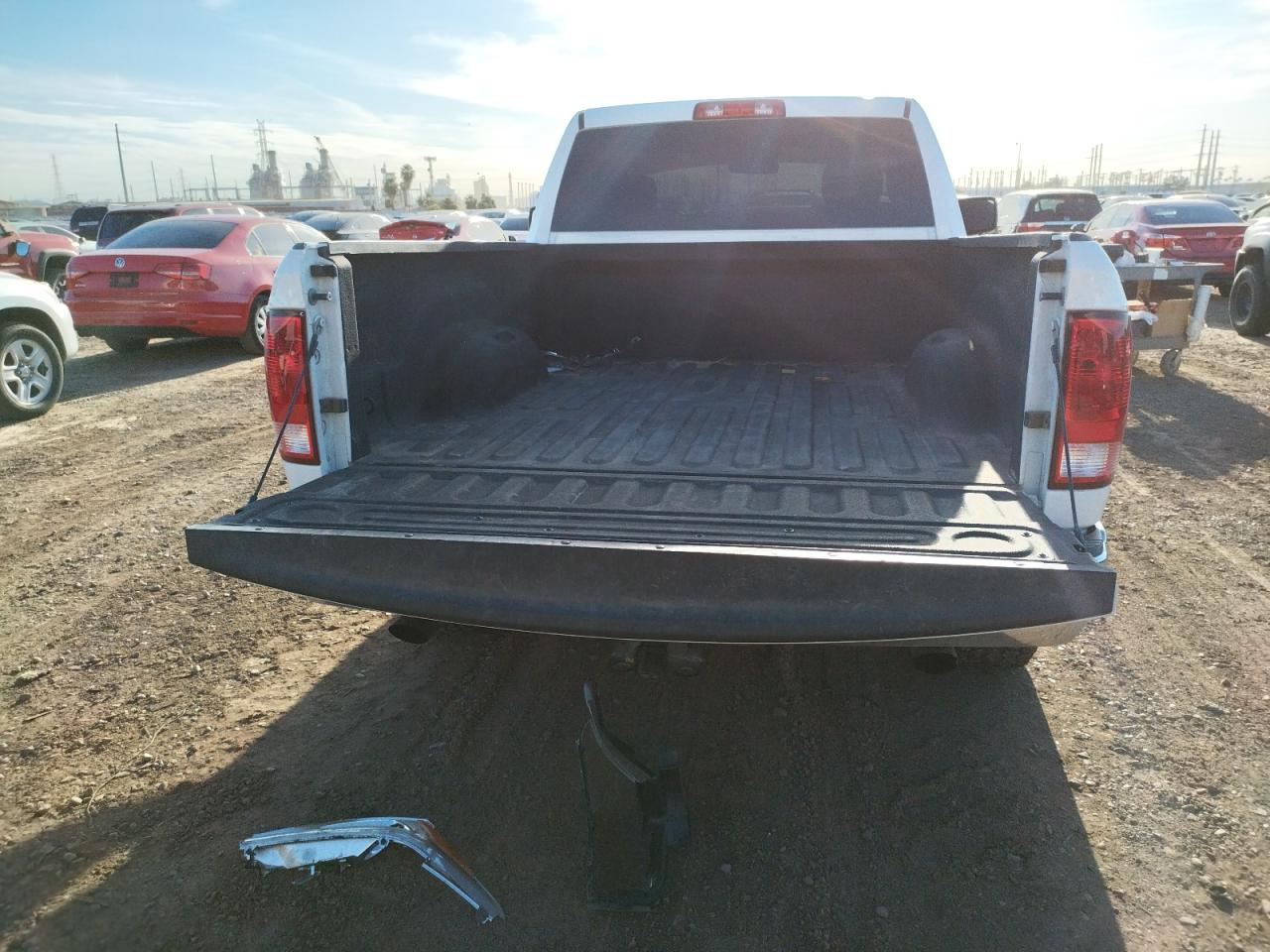 Photo 6 from auction – 2014 RAM 1500 ST with VIN 3C6JR6ATXEG316635