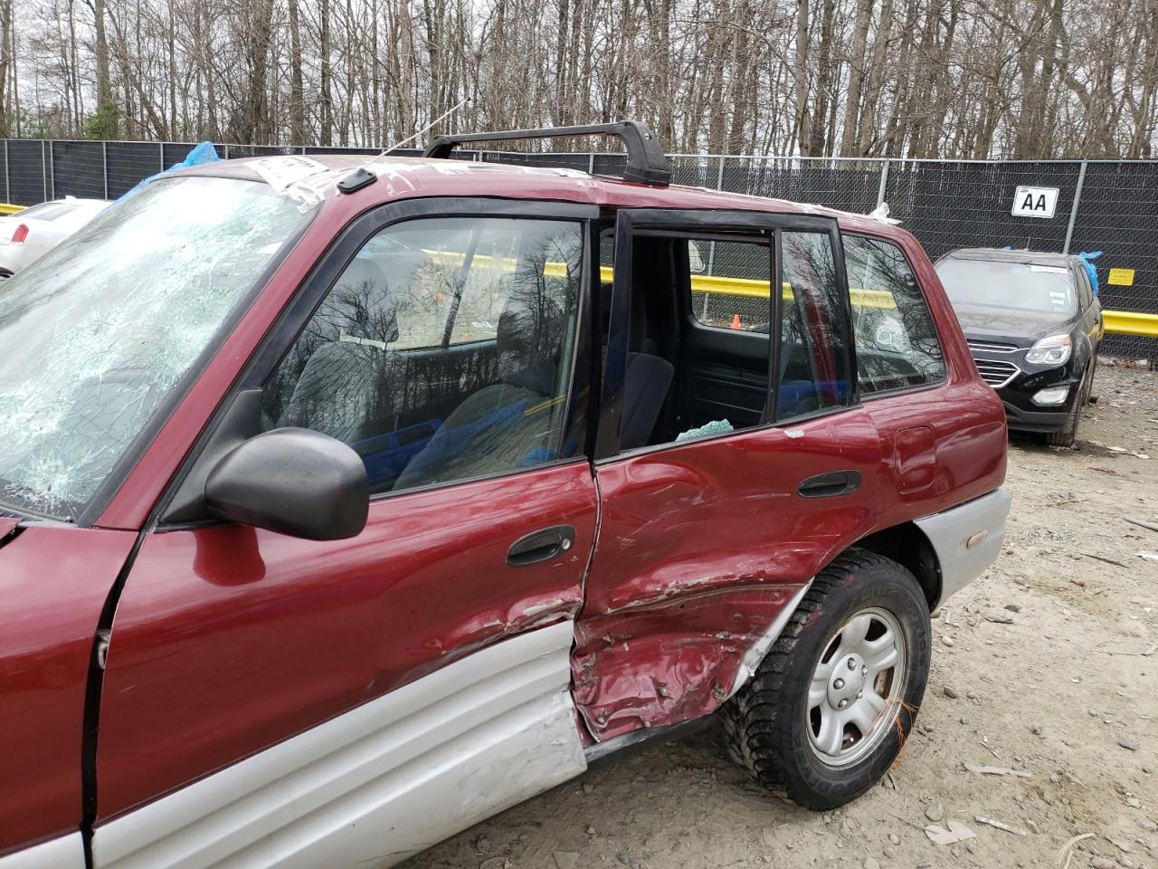 Photo 9 from auction – 2000 TOYOTA RAV4 with VIN JT3GP10V6Y0045763