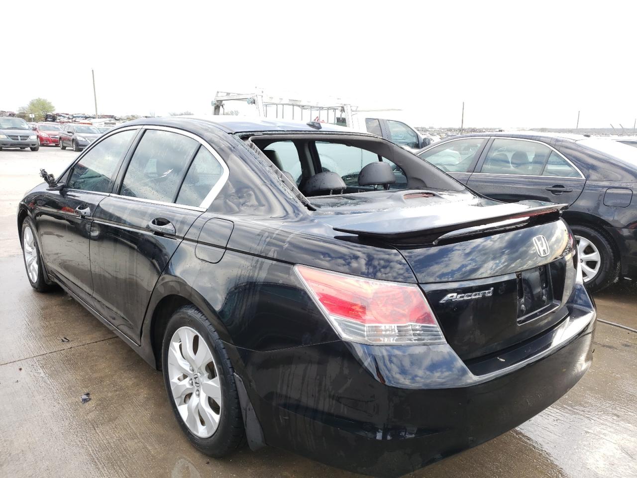 Photo 3 from auction – 2008 HONDA ACCORD EXL with VIN JHMCP26828C026092