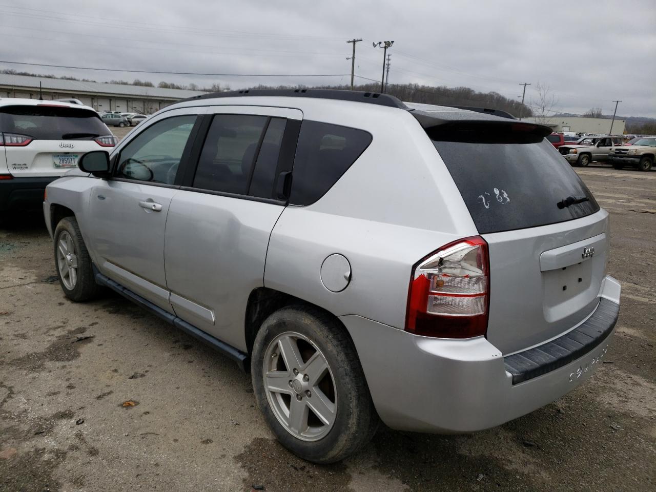 Photo 3 from auction – 2010 JEEP COMPASS SP with VIN 1J4NT1FA3AD621272