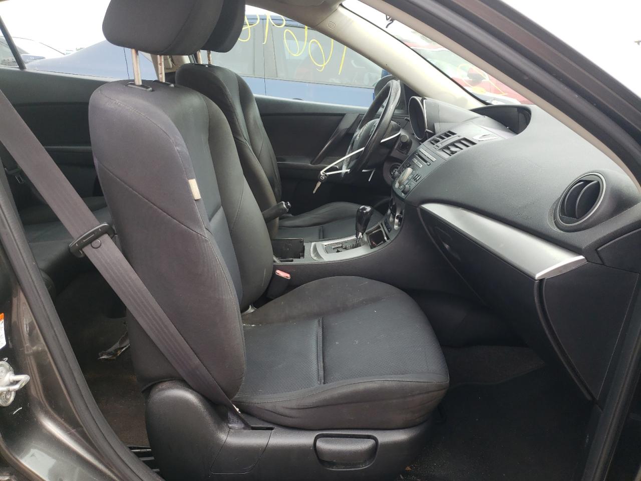 Photo 5 from auction – 2010 MAZDA 3 I with VIN JM1BL1SF7A1312092