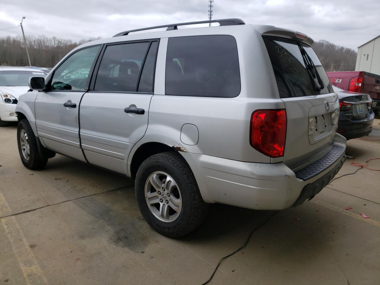 Photo 3 from auction – 2005 HONDA PILOT EX with VIN 2HKYF18485H540902