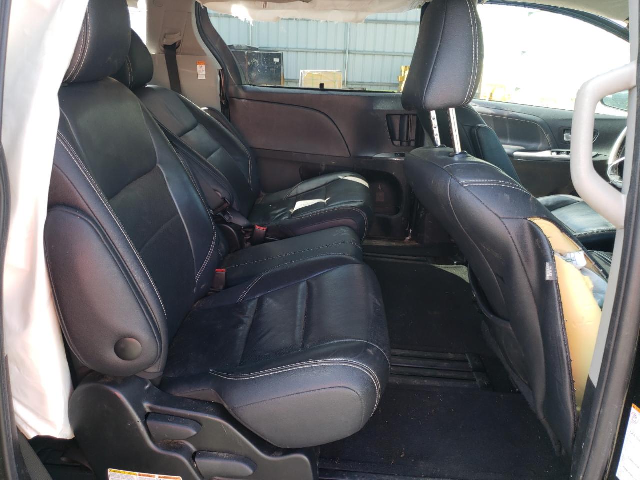 Photo 6 from auction – 2016 TOYOTA SIENNA with VIN 5TDXK3DC7GS764756