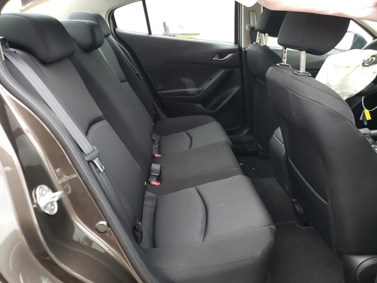 Photo 6 from auction – 2015 MAZDA 3 SV with VIN JM1BM1T78F1222140
