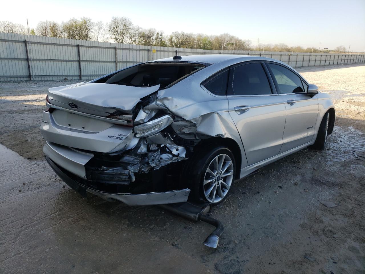 Photo 4 from auction – 2017 FORD FUSION SE with VIN 3FA6P0LU6HR358550