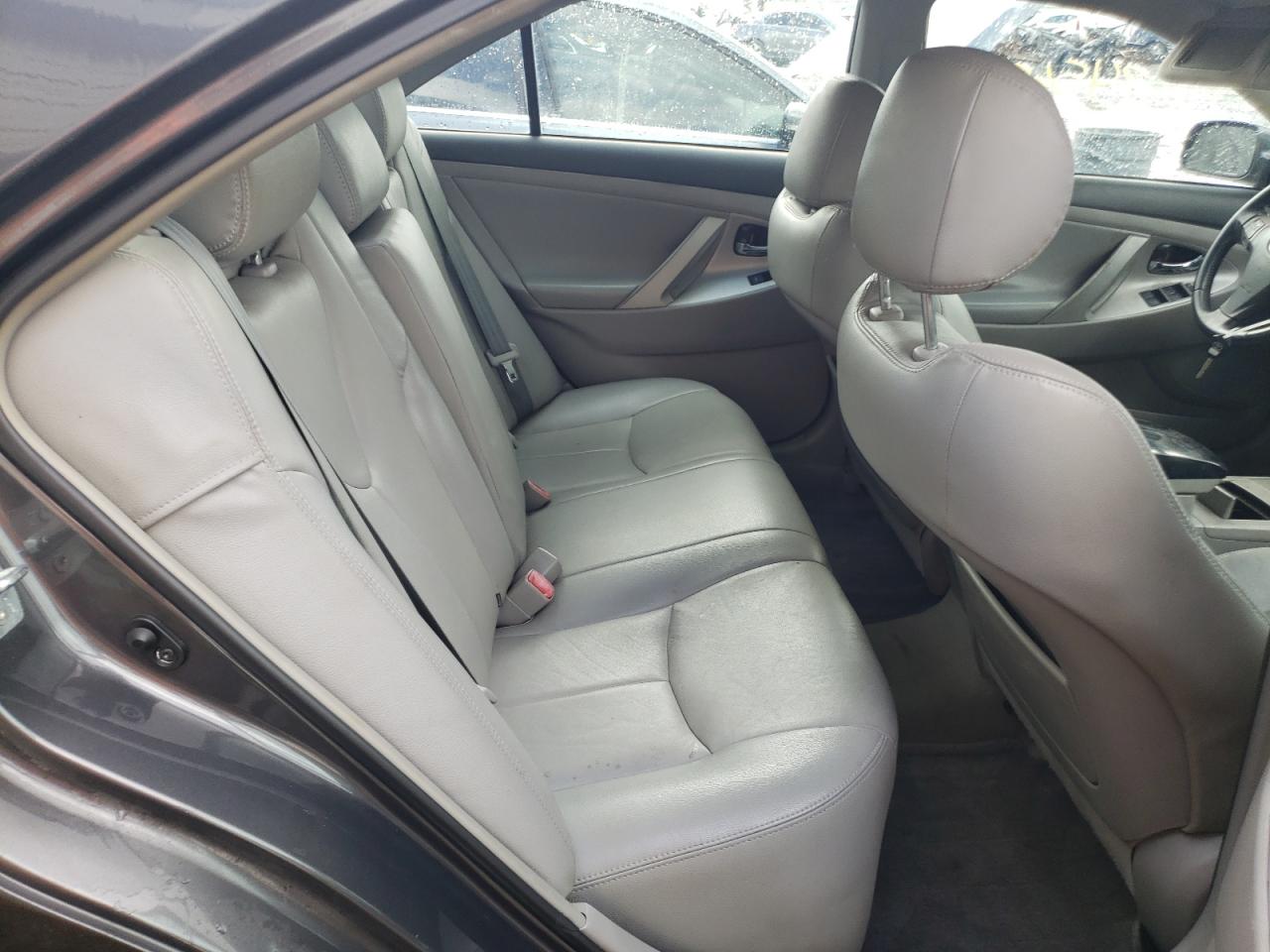 Photo 6 from auction – 2011 TOYOTA CAMRY BASE with VIN 4T1BF3EK7BU647716