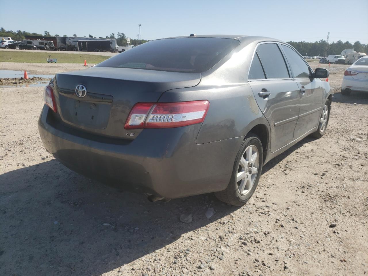 Photo 4 from auction – 2010 TOYOTA CAMRY BASE with VIN 4T4BF3EK7AR065944