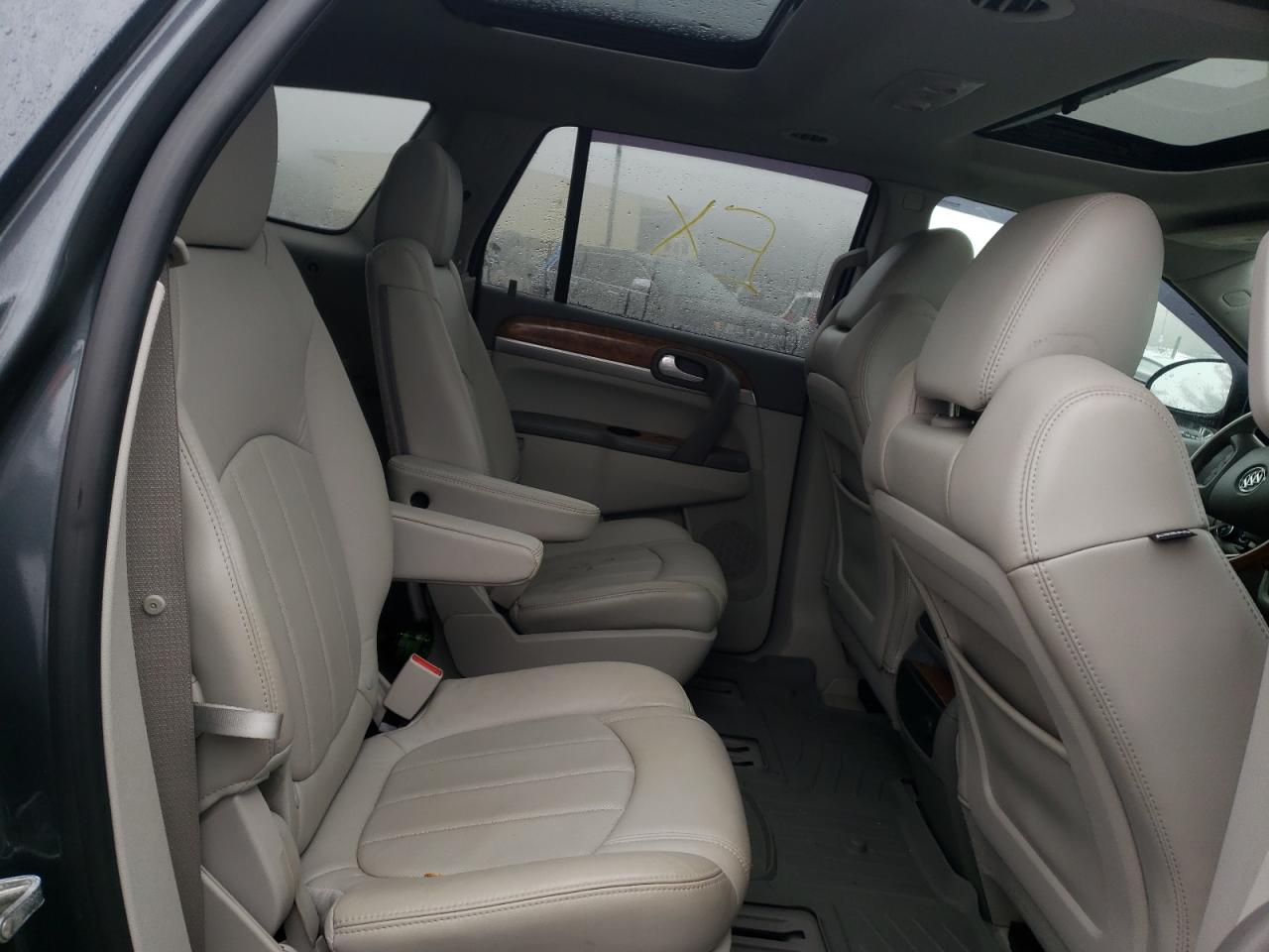 Photo 6 from auction – 2011 BUICK ENCLAVE CX with VIN 5GAKVBED1BJ321688