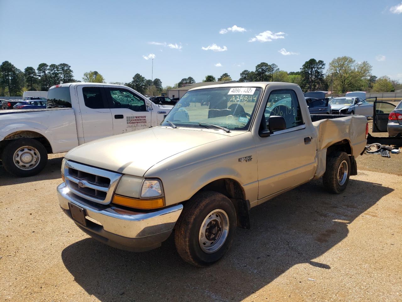 Photo 2 from auction – 2000 FORD RANGER with VIN 1FTYR10C0YPA24844