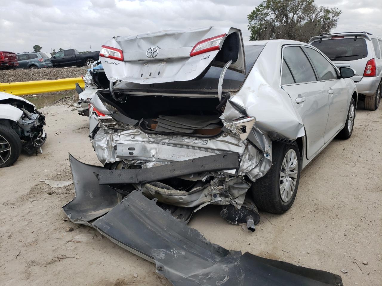 Photo 9 from auction – 2012 TOYOTA CAMRY BASE with VIN 4T1BF1FK0CU012289