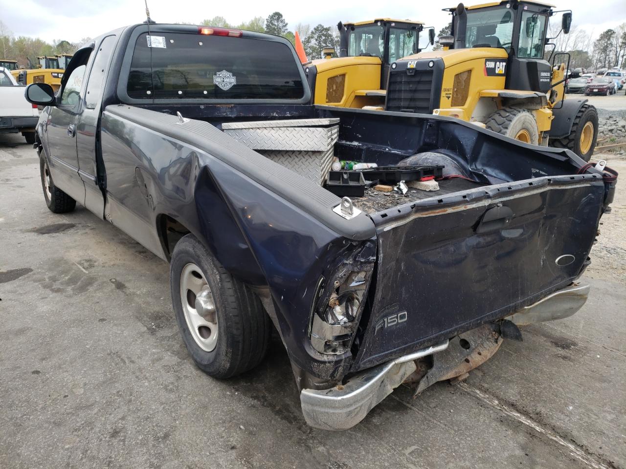Photo 3 from auction – 2001 FORD F150 with VIN 1FTRX17W41NB69672
