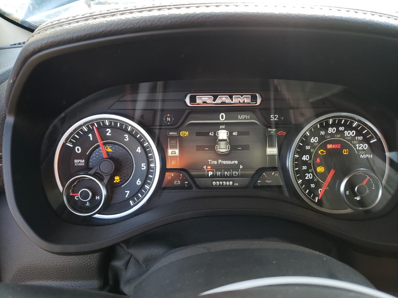 Photo 8 from auction – 2019 RAM 1500 LARAM with VIN 1C6SRFJTXKN603335