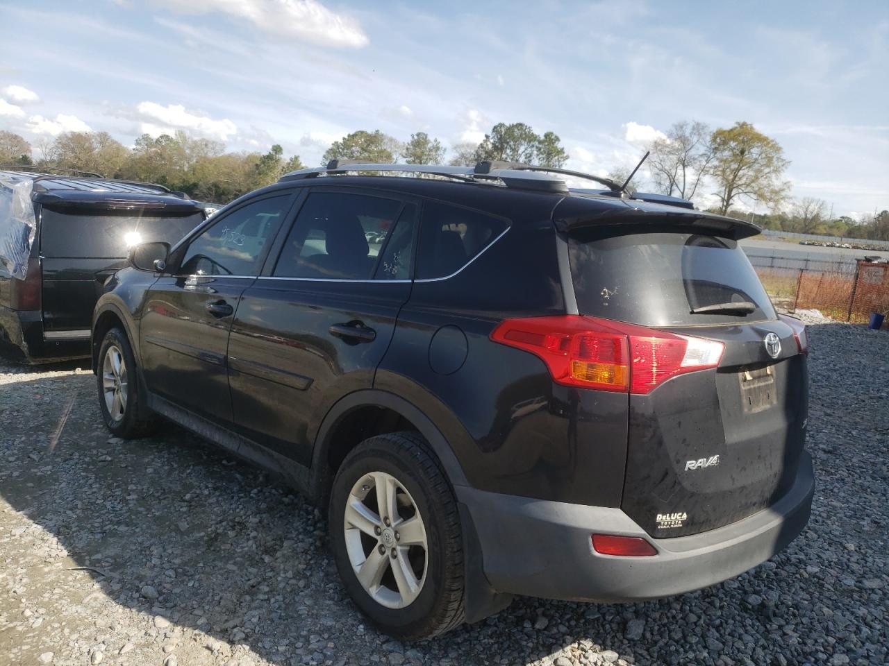 Photo 3 from auction – 2013 TOYOTA RAV4 XLE with VIN 2T3WFREV5DW057197