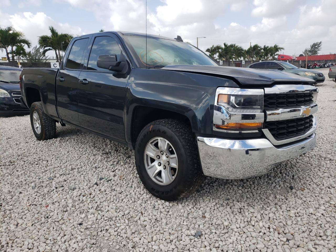 CHEVROLET SILVERADO 2019 with VIN 2GCRCPEC8K1148009 - Photo from auction