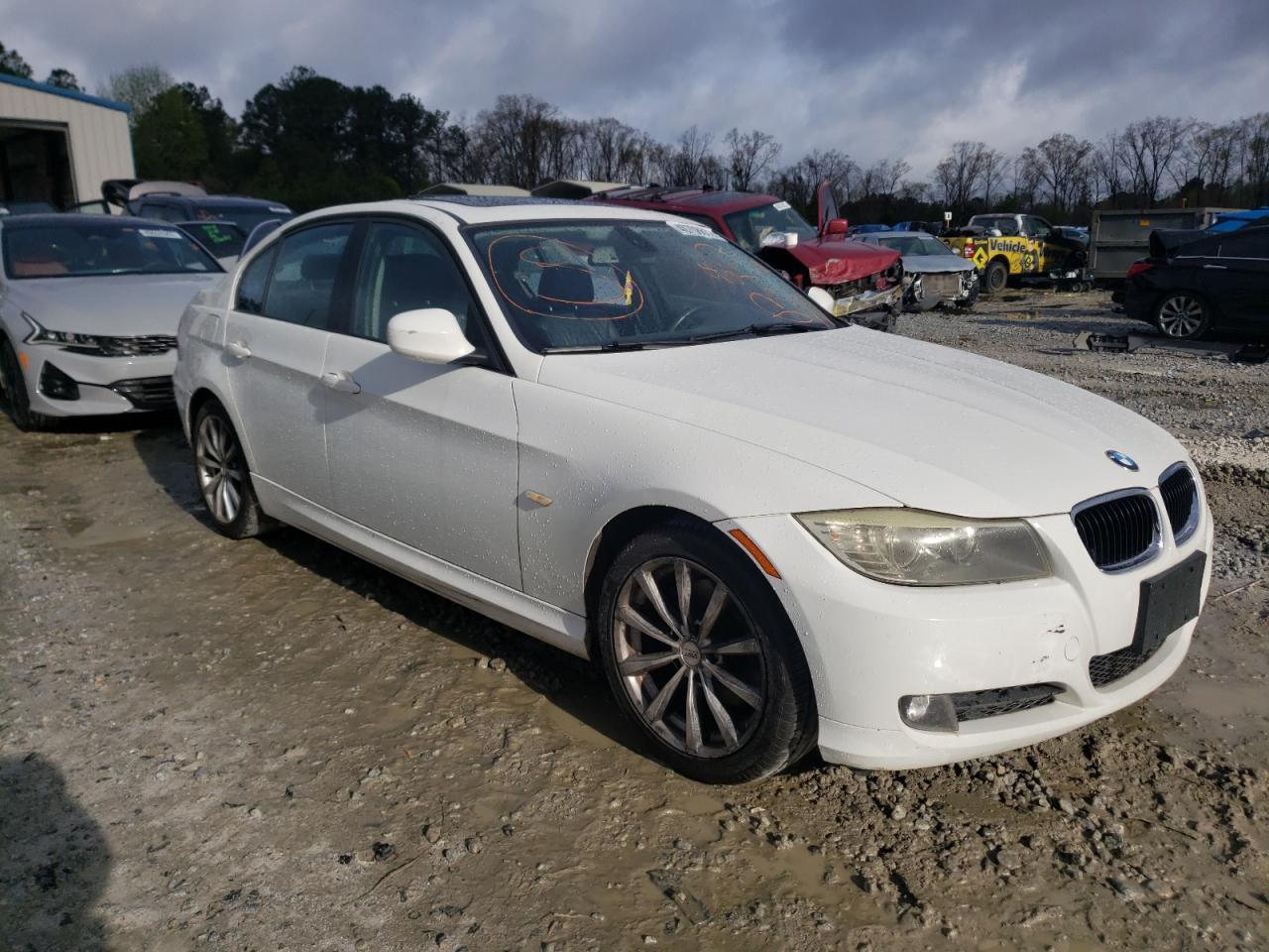 BMW 328 I 2011 with VIN WBAPH7G5XBNM55328 - Photo from auction
