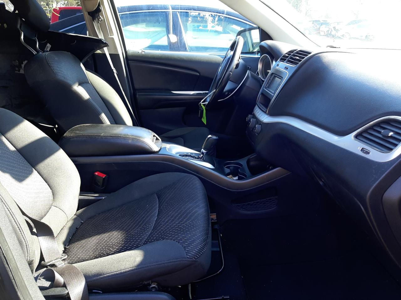 Photo 5 from auction – 2018 DODGE JOURNEY SE with VIN 3C4PDCAB4JT385815