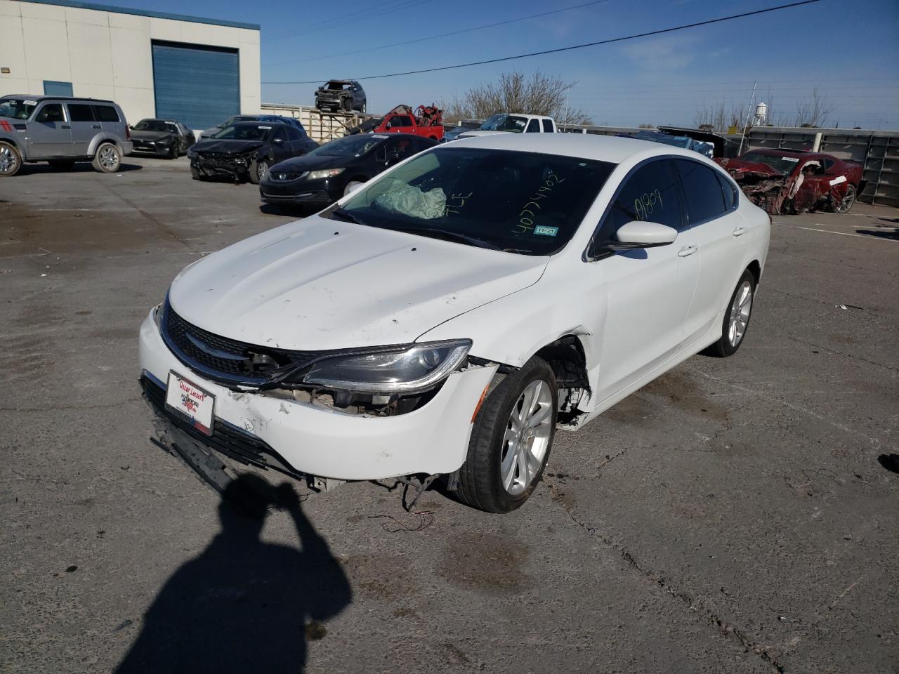 Photo 2 from auction – 2016 CHRYSLER 200 LIMITE with VIN 1C3CCCAB8GN136691