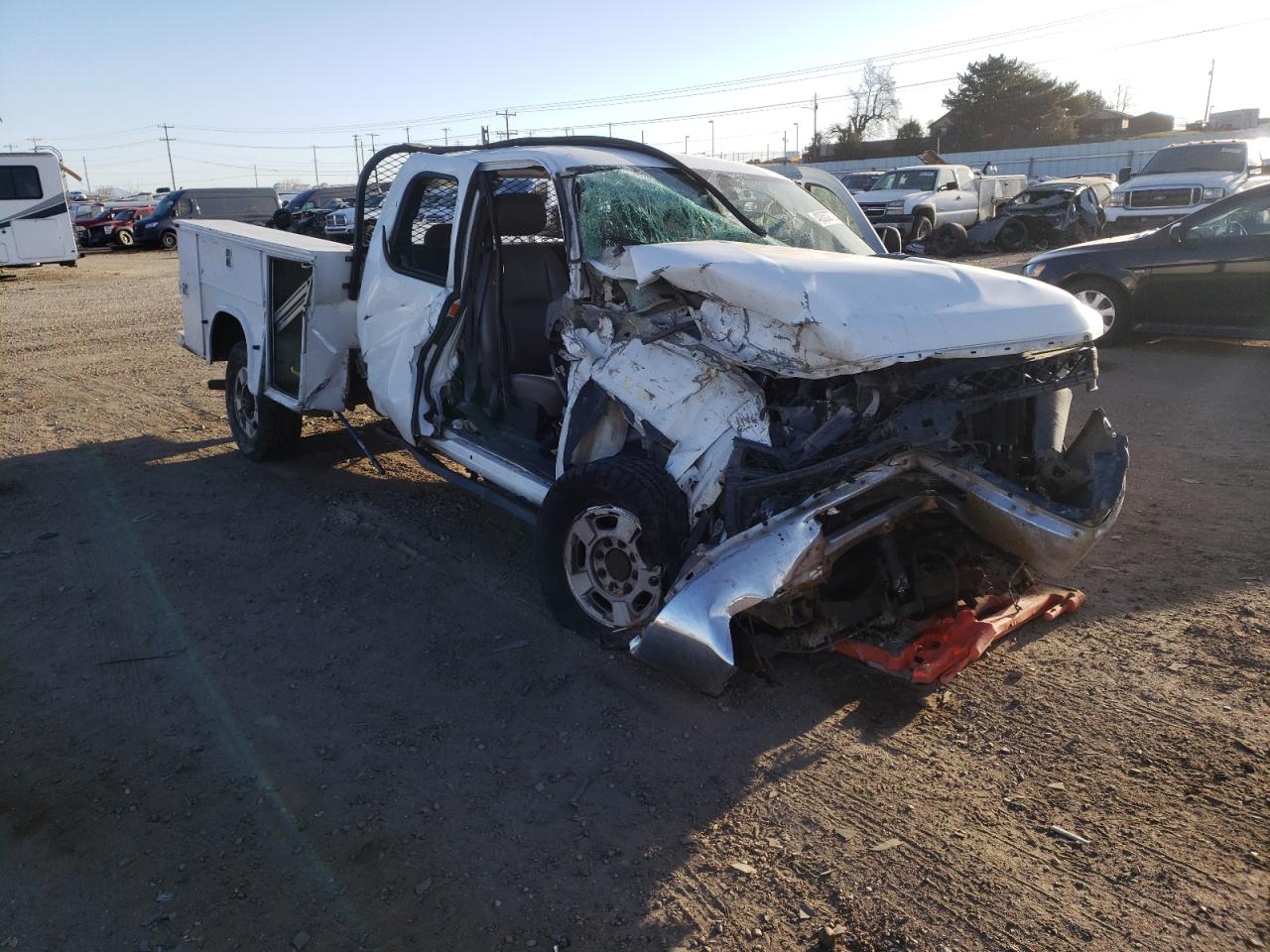 CHEVROLET SILVERADO 2011 with VIN 1GB2KVCG3BZ350105 - Photo from auction