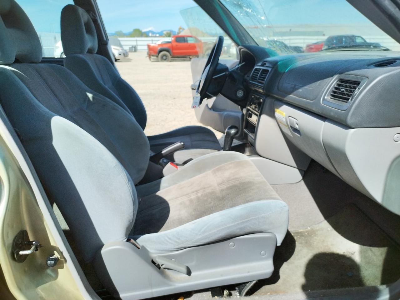 Photo 5 from auction – 2001 SUBARU FORESTER S with VIN JF1SF65571H709743