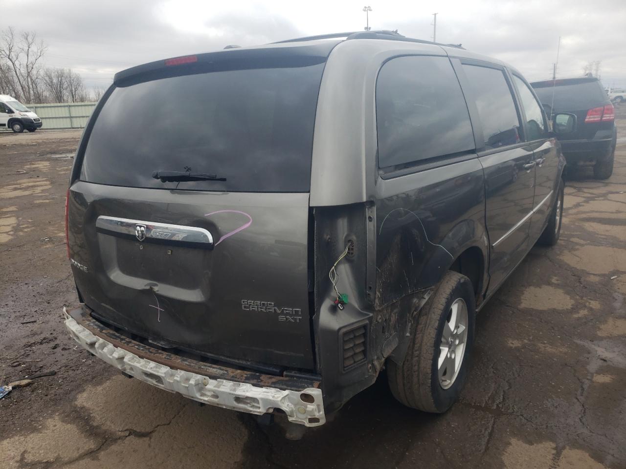 Photo 4 from auction – 2010 DODGE GRAND CARA with VIN 2D4RN5D18AR306401