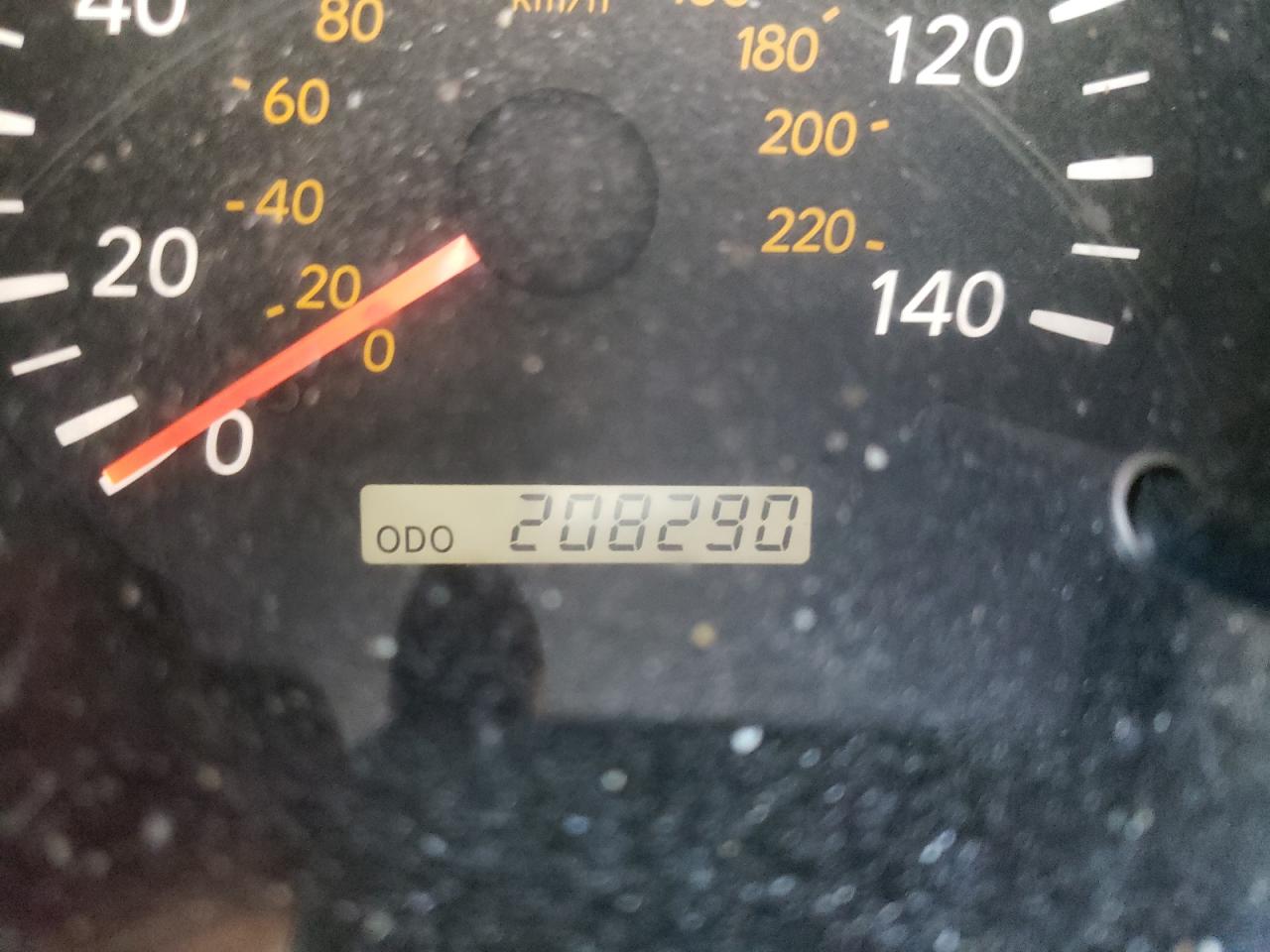 Photo 8 from auction – 2002 TOYOTA HIGHLANDER with VIN JTEGF21A020065297