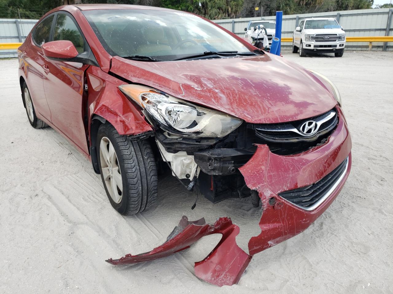 Photo 1 from auction – 2013 HYUNDAI ELANTRA GL with VIN KMHDH4AE5DU866296