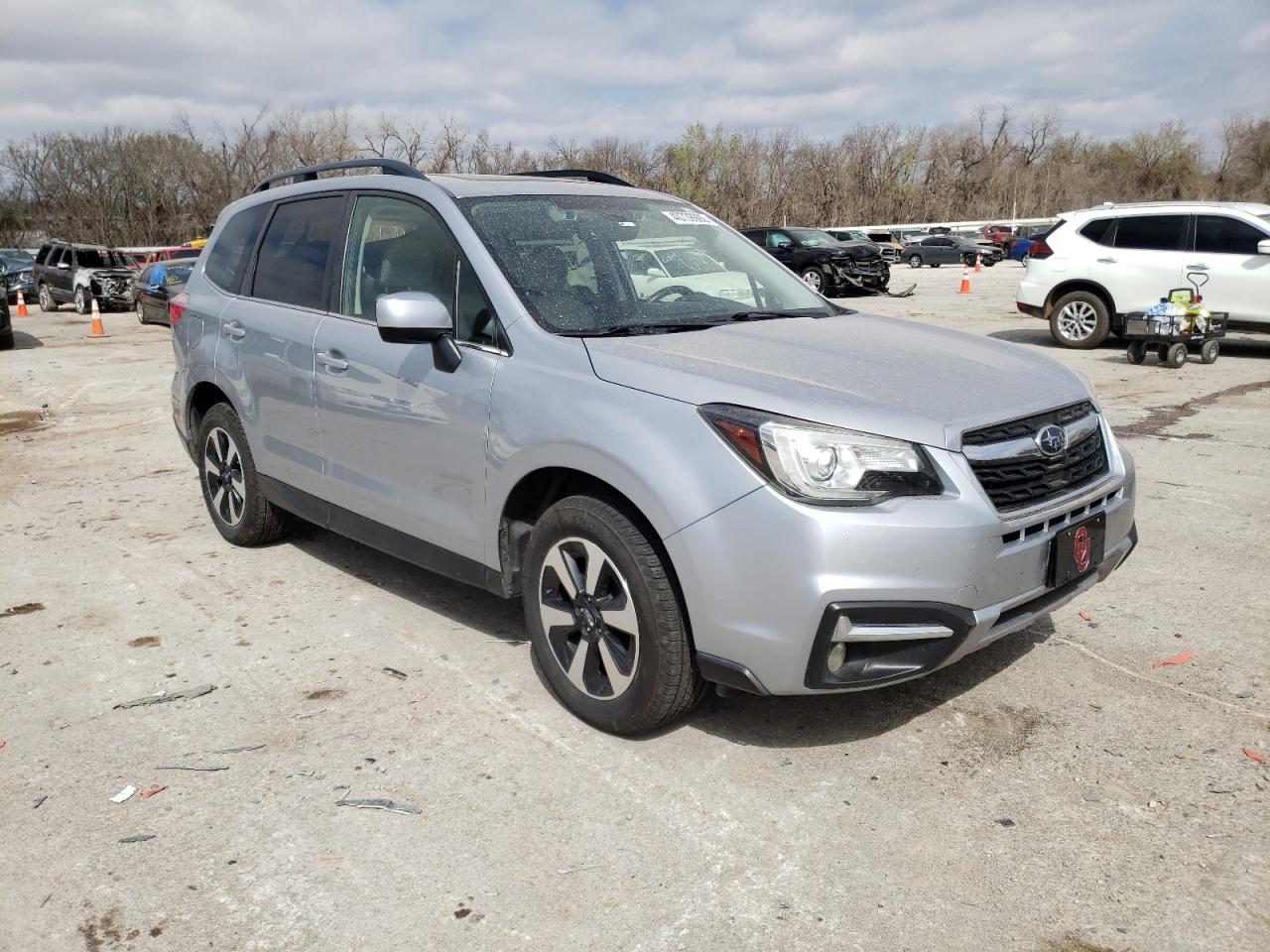 SUBARU FORESTER 2 2017 with VIN JF2SJARC9HH430164 - Photo from auction