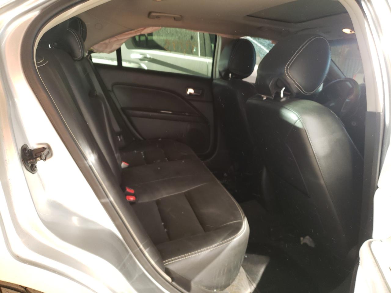 Photo 6 from auction – 2012 FORD FUSION with VIN 3FAHP0JA8CR272327