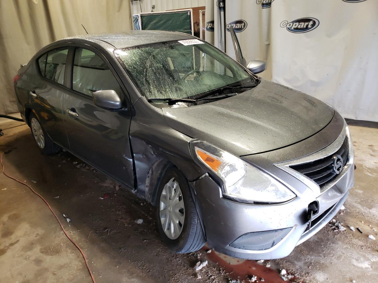 NISSAN VERSA S 2018 with VIN 3N1CN7AP1JL881270 - Photo from auction
