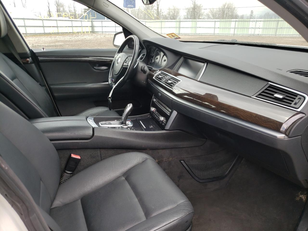 Photo 5 from auction – 2010 BMW 550 GT with VIN WBASN4C54AC209277