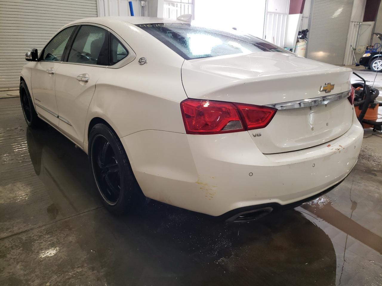 Photo 3 from auction – 2015 CHEVROLET IMPALA LTZ with VIN 1G1165S32FU147695