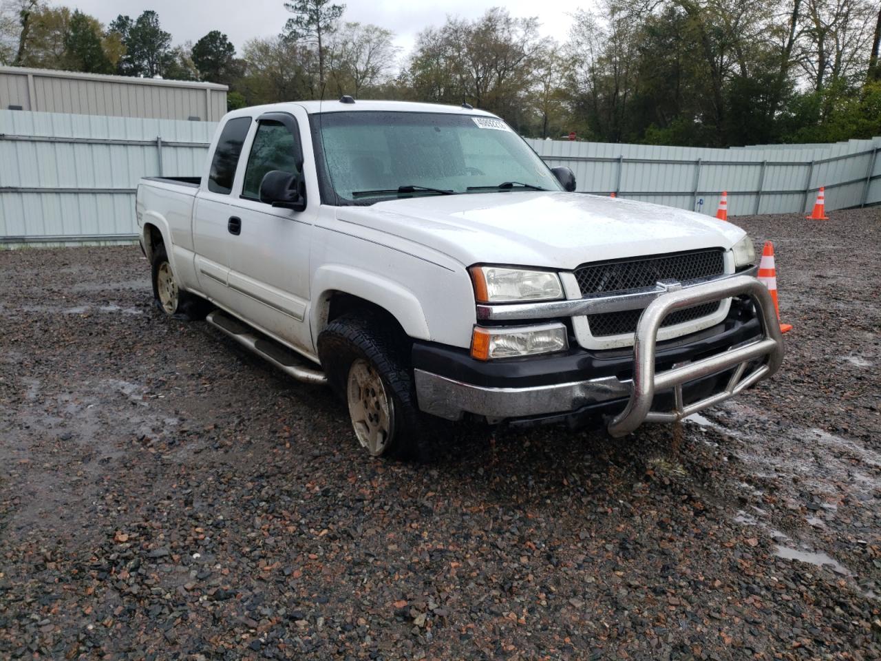 CHEVROLET silverado 2005 with VIN 1GCEK19B65E126917 - Photo from auction