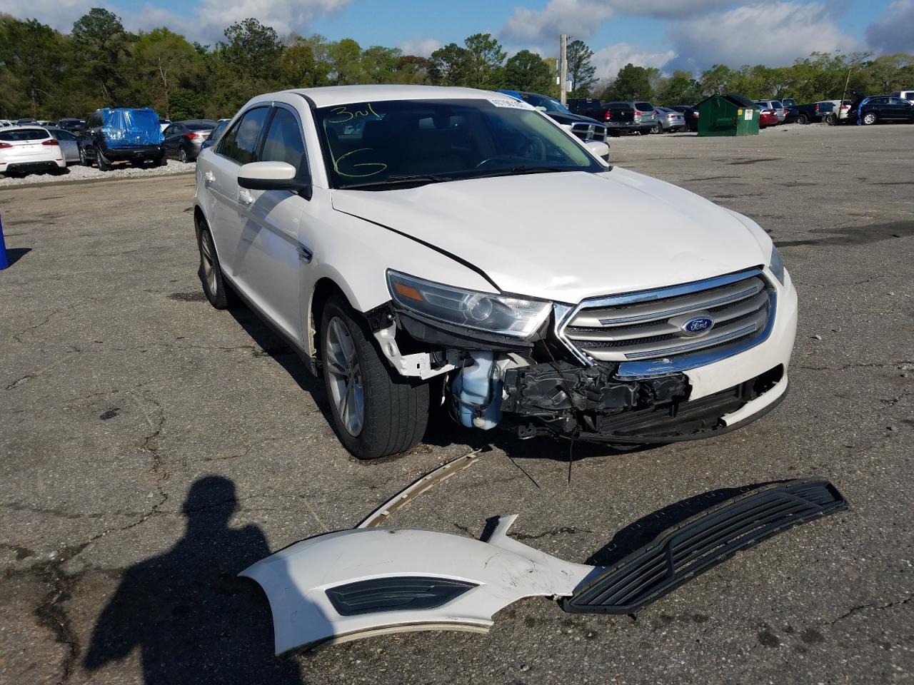 Photo 9 from auction – 2014 FORD TAURUS SEL with VIN 1FAHP2E80EG173756